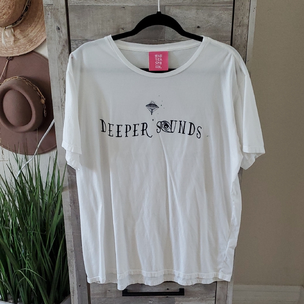 One Teaspoon White Short Sleeve Tee